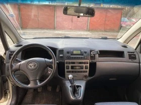 Toyota Corolla verso, снимка 8