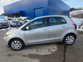 Toyota Yaris 1.3VVTi-АВТОМАТИК, снимка 3