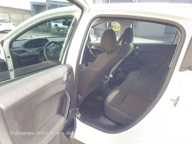 Peugeot 208 - 5369 € / 10500.85 лв. - 79314235 6