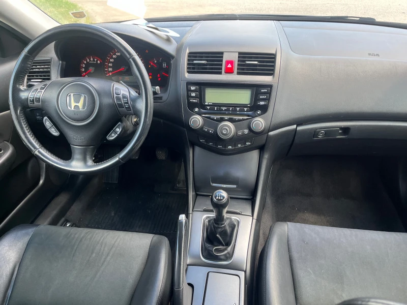 Honda Accord 2.0I, снимка 11 - Автомобили и джипове - 43744920