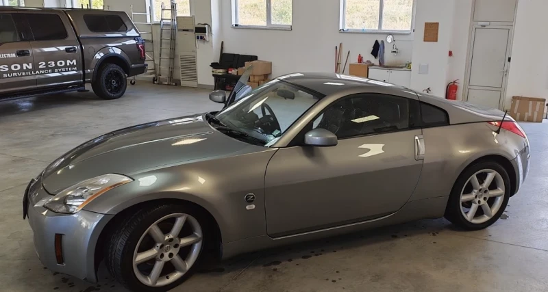 Nissan 350z, снимка 9 - Автомобили и джипове - 51661209