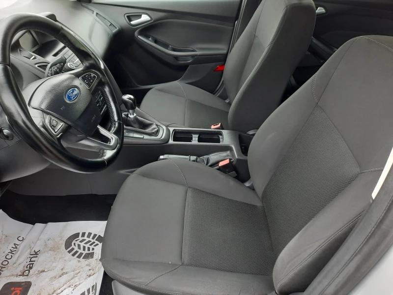 Ford Focus 1.6 TDCI, снимка 9 - Автомобили и джипове - 48983193