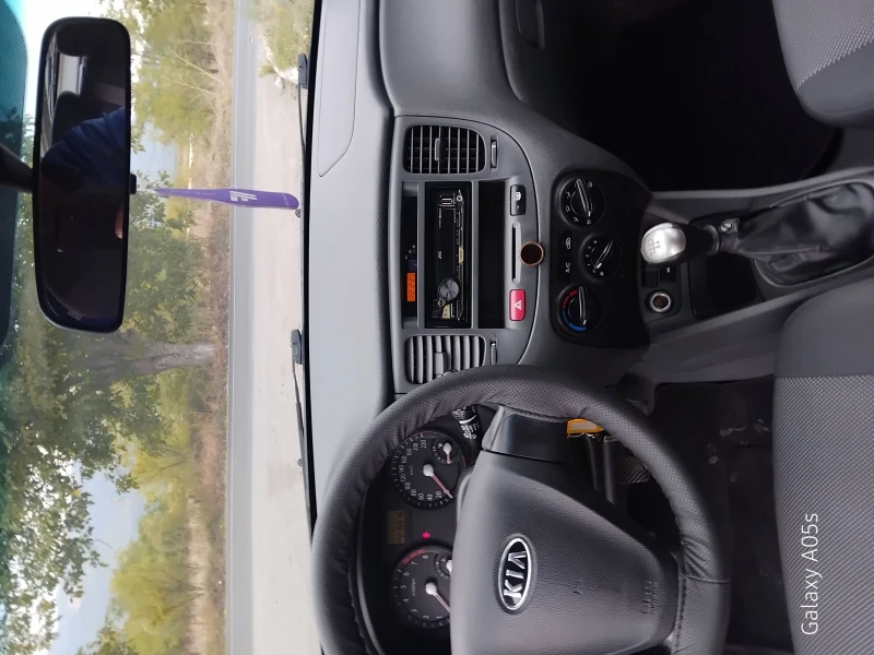 Kia Rio 1.6, снимка 8 - Автомобили и джипове - 51919110