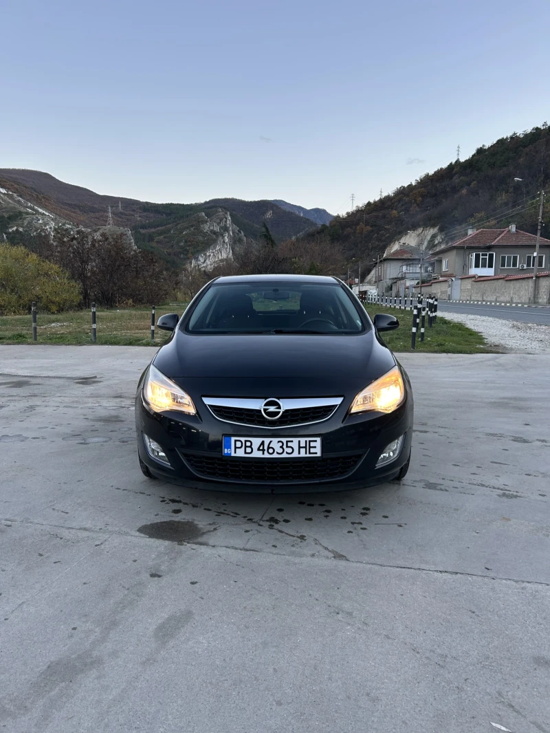 Opel Astra, снимка 2 - Автомобили и джипове - 52643769