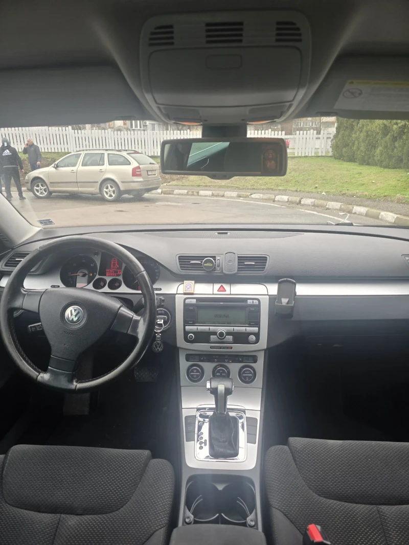 VW Passat 2.0 TDI , снимка 9 - Автомобили и джипове - 53392286