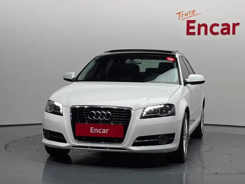 Audi A3 2.0 Tfsi Dynamic, снимка 3 - Автомобили и джипове - 54125556