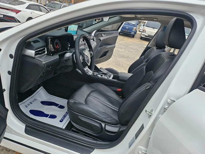 Kia K5 2.0 LPI(Renter car)| 150к.с., снимка 8 - Автомобили и джипове - 55626113
