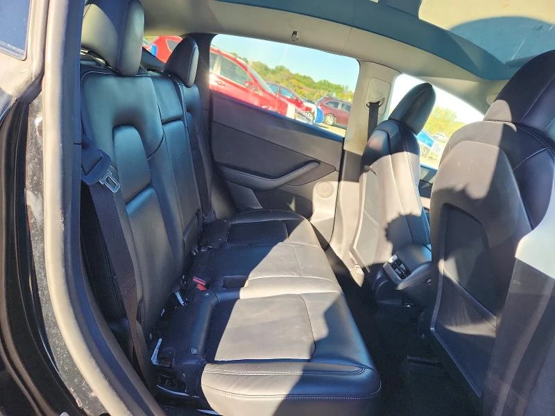 Tesla Model Y DUAL MOTOR* Фиксирана цена, снимка 11 - Автомобили и джипове - 56743921