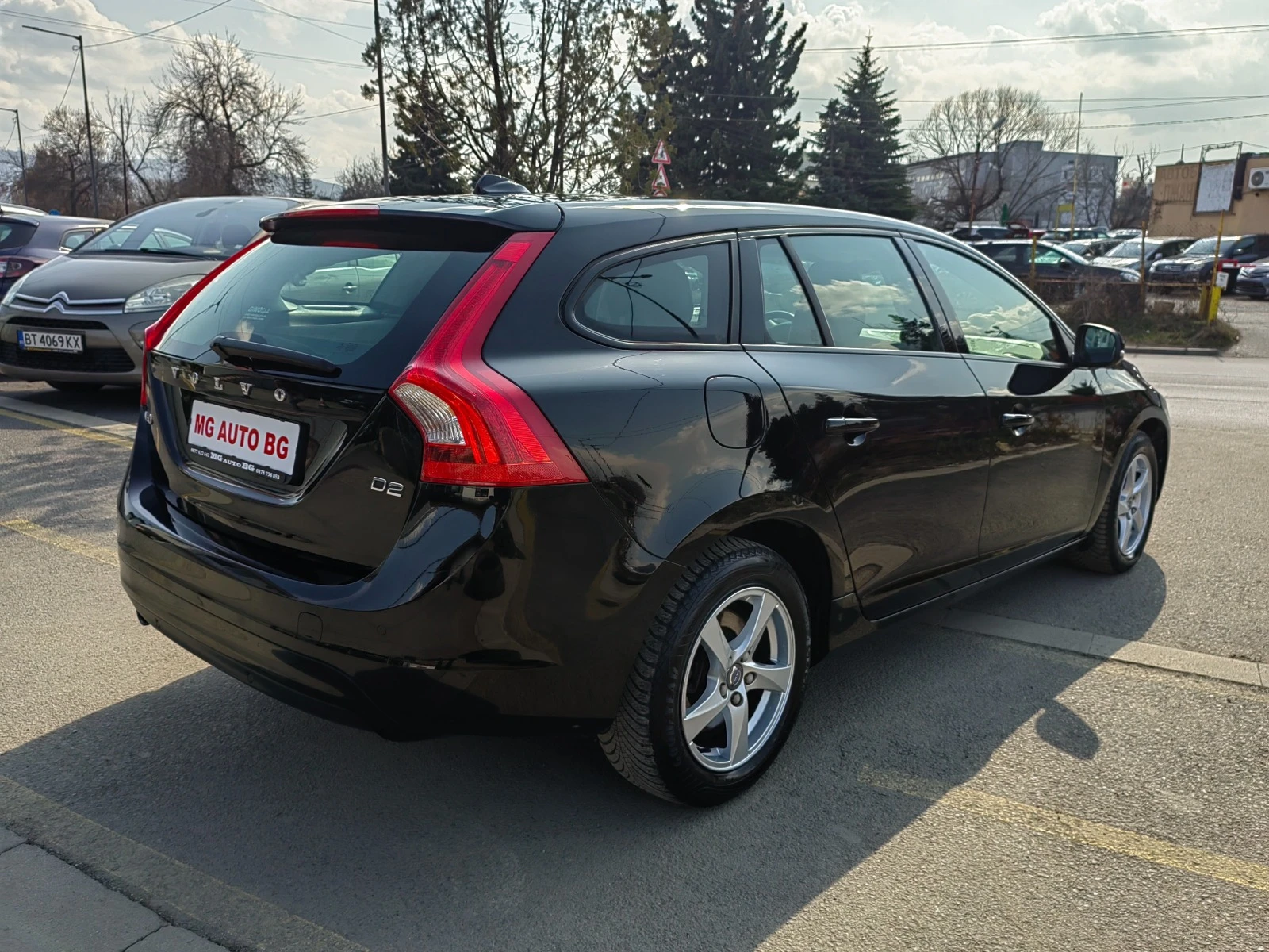 Volvo V60 1.6D - изображение 7