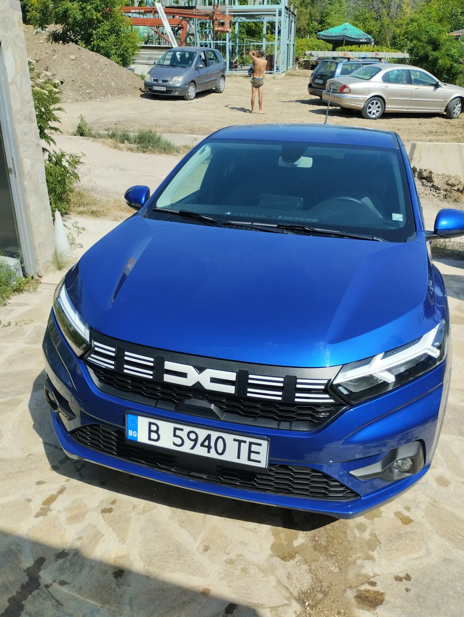 Dacia Sandero 5600км!!!КАТО НОВА!!! - изображение 2