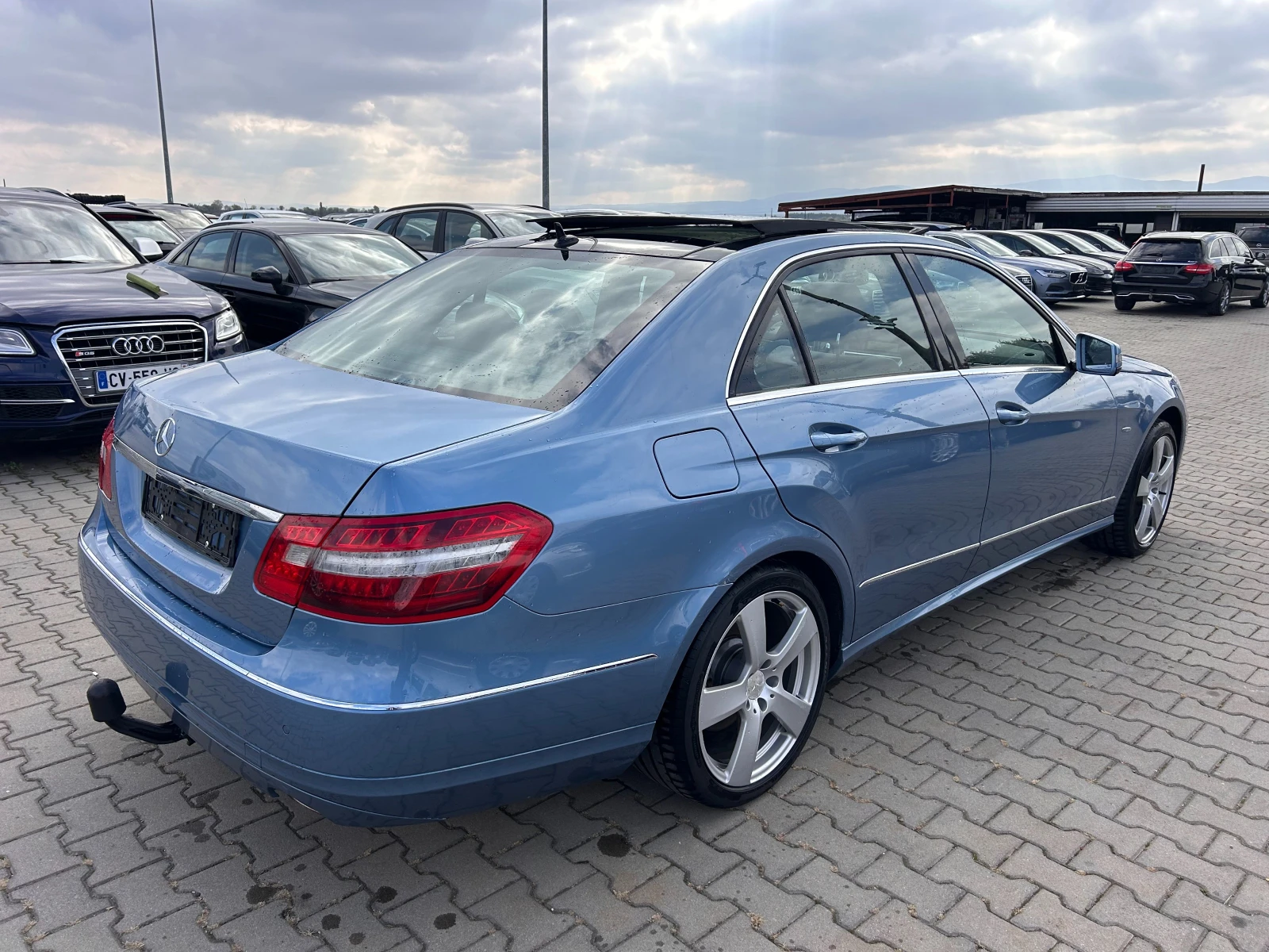 Mercedes-Benz E 350 CDI AIRMATIC/AVTOMAT/NAVI/PANORAMA/KOJA EURO 5 - изображение 6