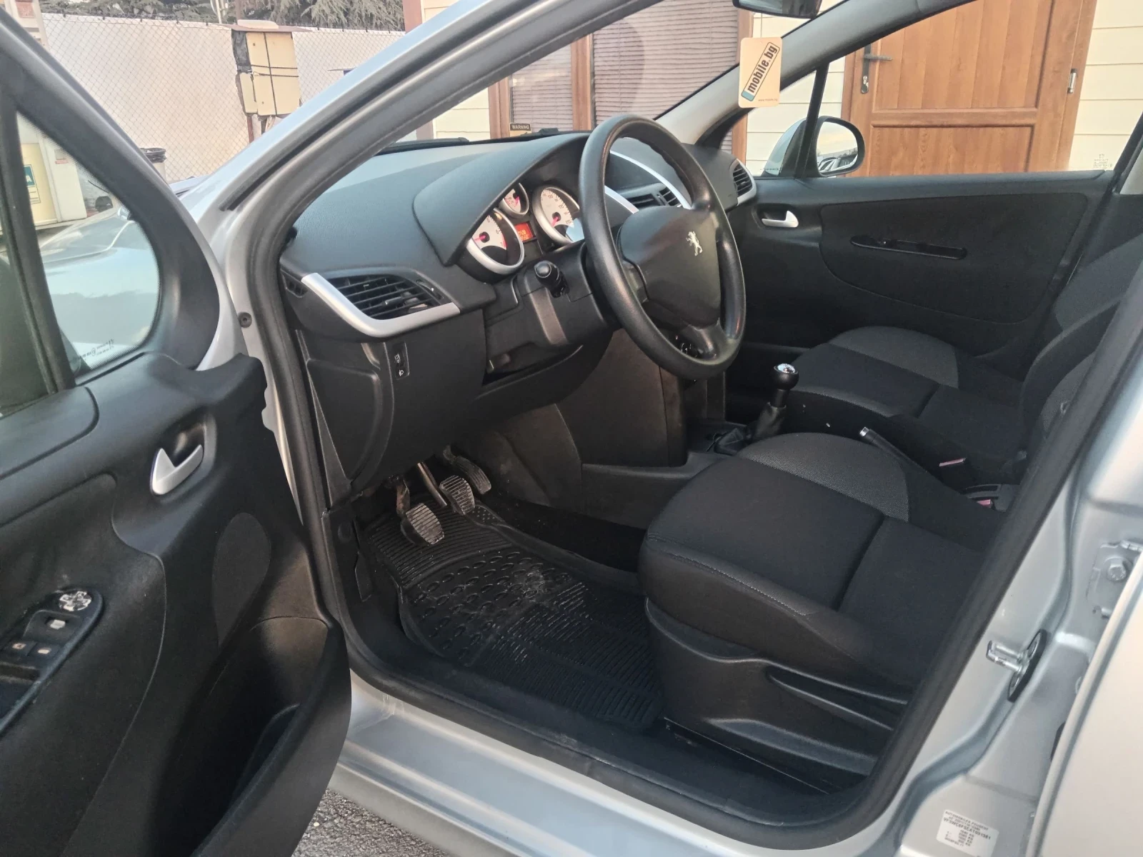Peugeot 207 1.4i-95.. | Mobile.bg   13