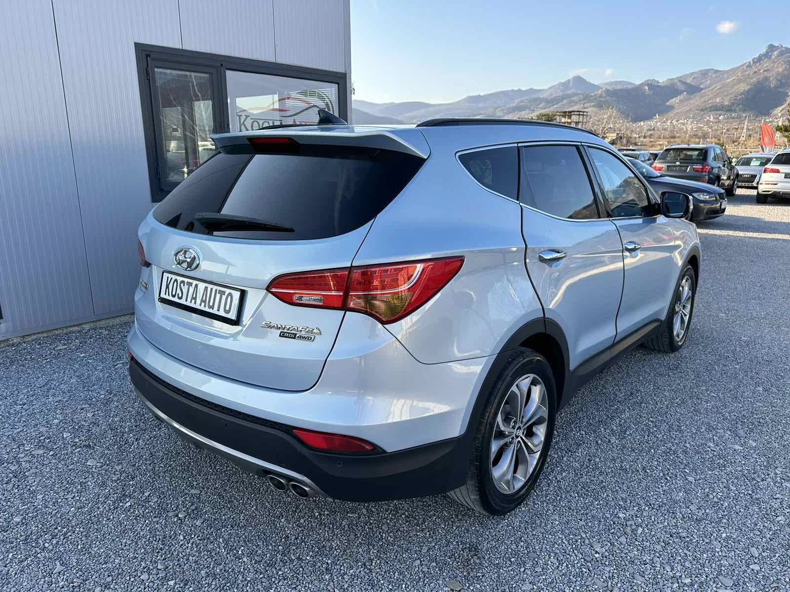 Hyundai Santa fe КАТО НОВ, снимка 4 - Автомобили и джипове - 52553458