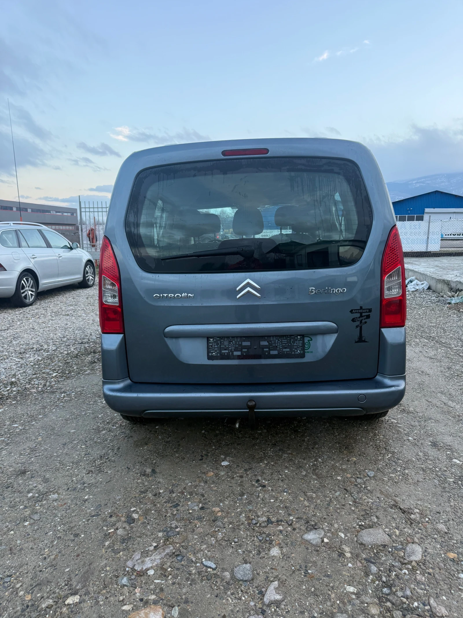 Citroen Berlingo 1.6HDI* Multispace* Теглич* ЛИЗИНГ - изображение 5