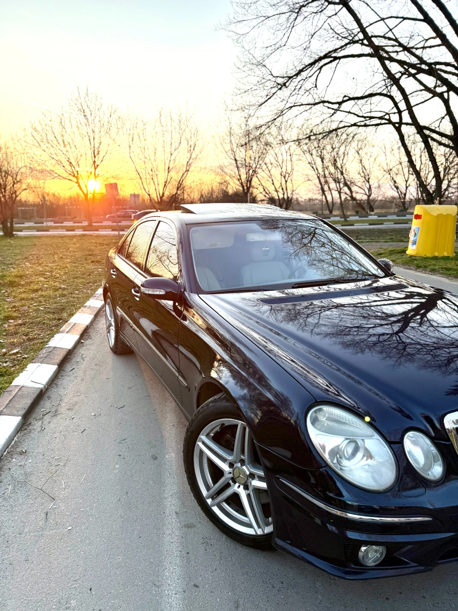 Mercedes-Benz E 500 W211, снимка 8 - Автомобили и джипове - 53750616