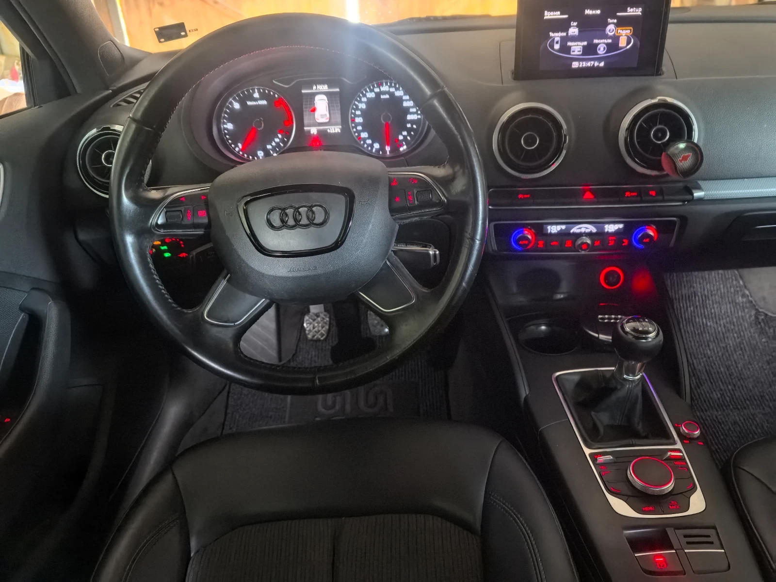 Audi A3 1.6 ПЕРФЕКТЕН 100% РЕАЛНИ КМ. , снимка 17 - Автомобили и джипове - 54302835