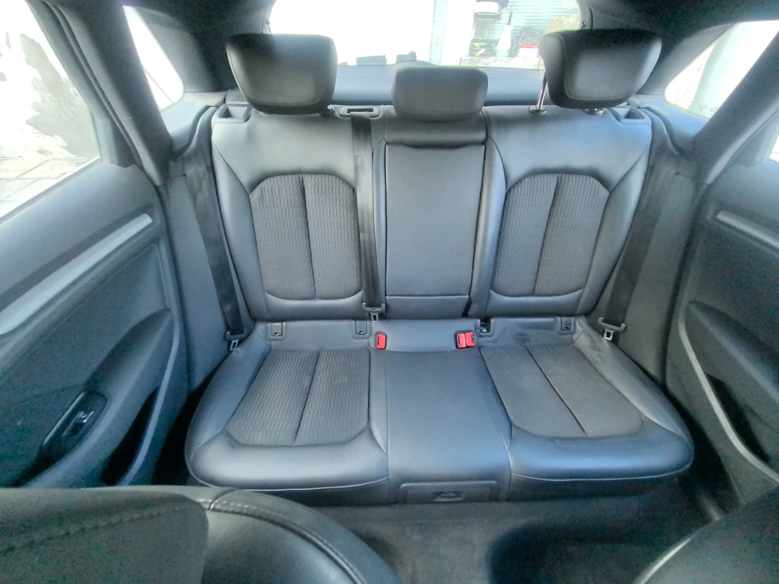 Audi A3 1.6 ПЕРФЕКТЕН 100% РЕАЛНИ КМ. , снимка 13 - Автомобили и джипове - 54302835