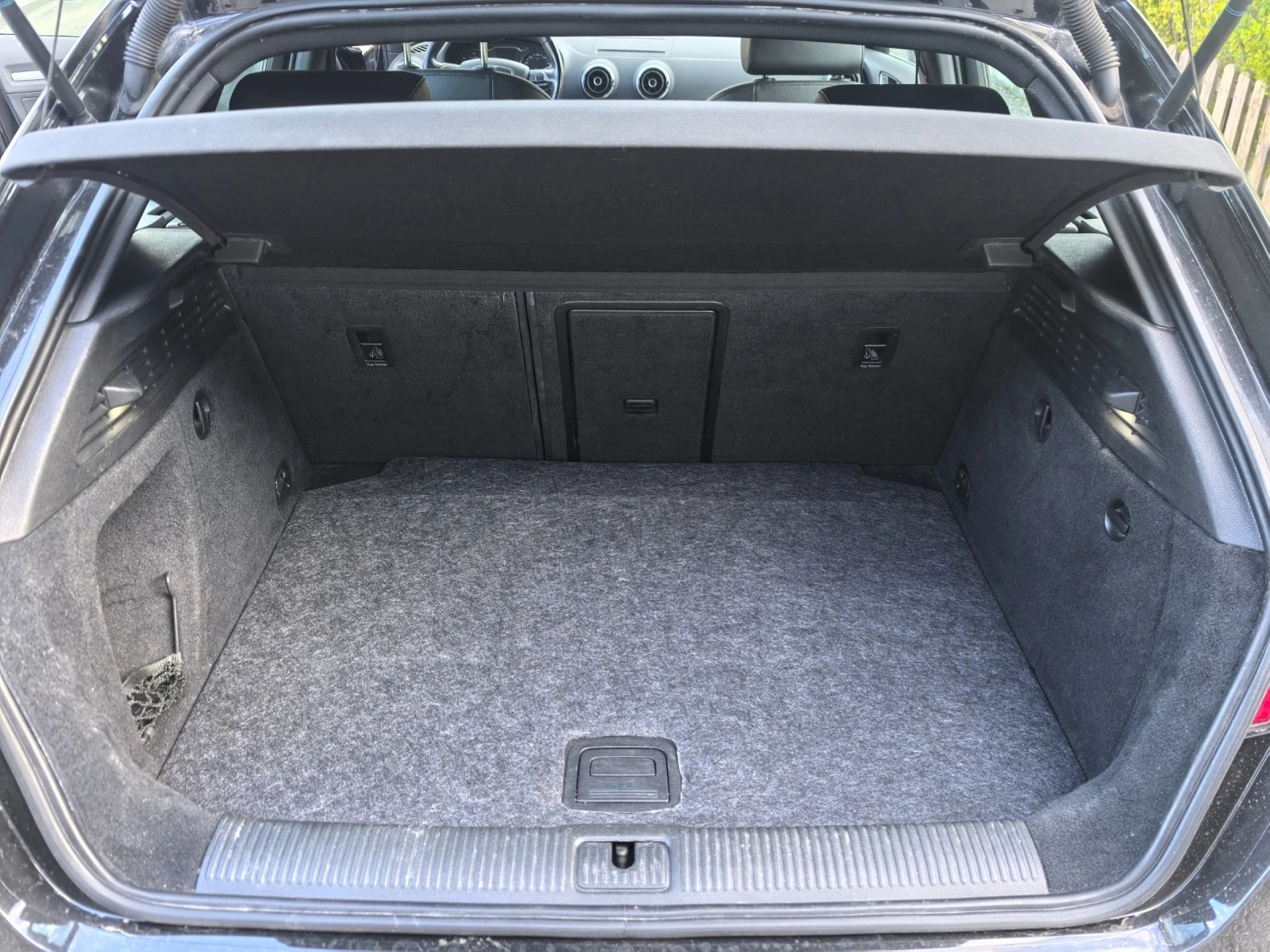 Audi A3 1.6 ПЕРФЕКТЕН 100% РЕАЛНИ КМ. , снимка 16 - Автомобили и джипове - 54302835