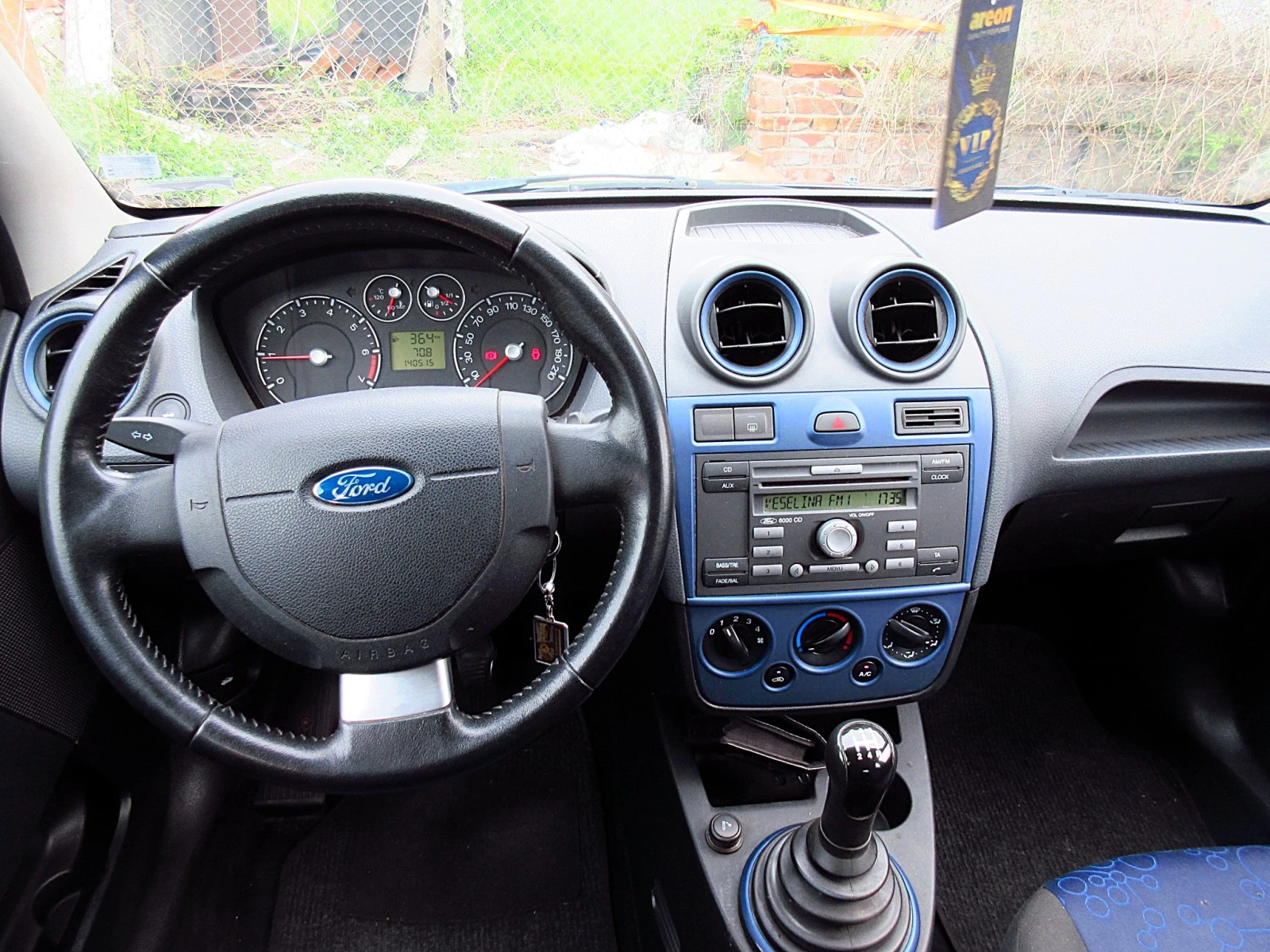 Ford Fiesta 1.3i , снимка 10 - Автомобили и джипове - 54634621
