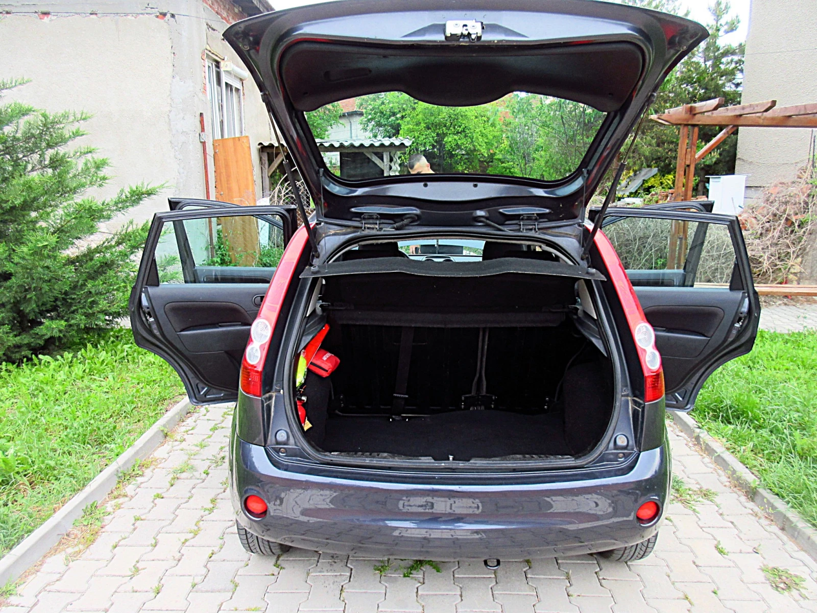 Ford Fiesta 1.3i , снимка 11 - Автомобили и джипове - 54634621