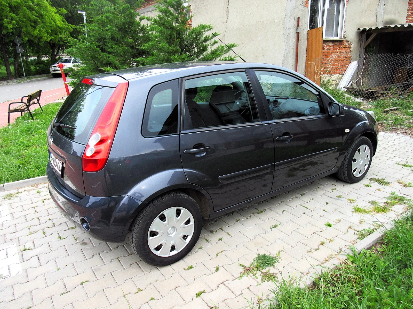 Ford Fiesta 1.3i , снимка 5 - Автомобили и джипове - 54634621