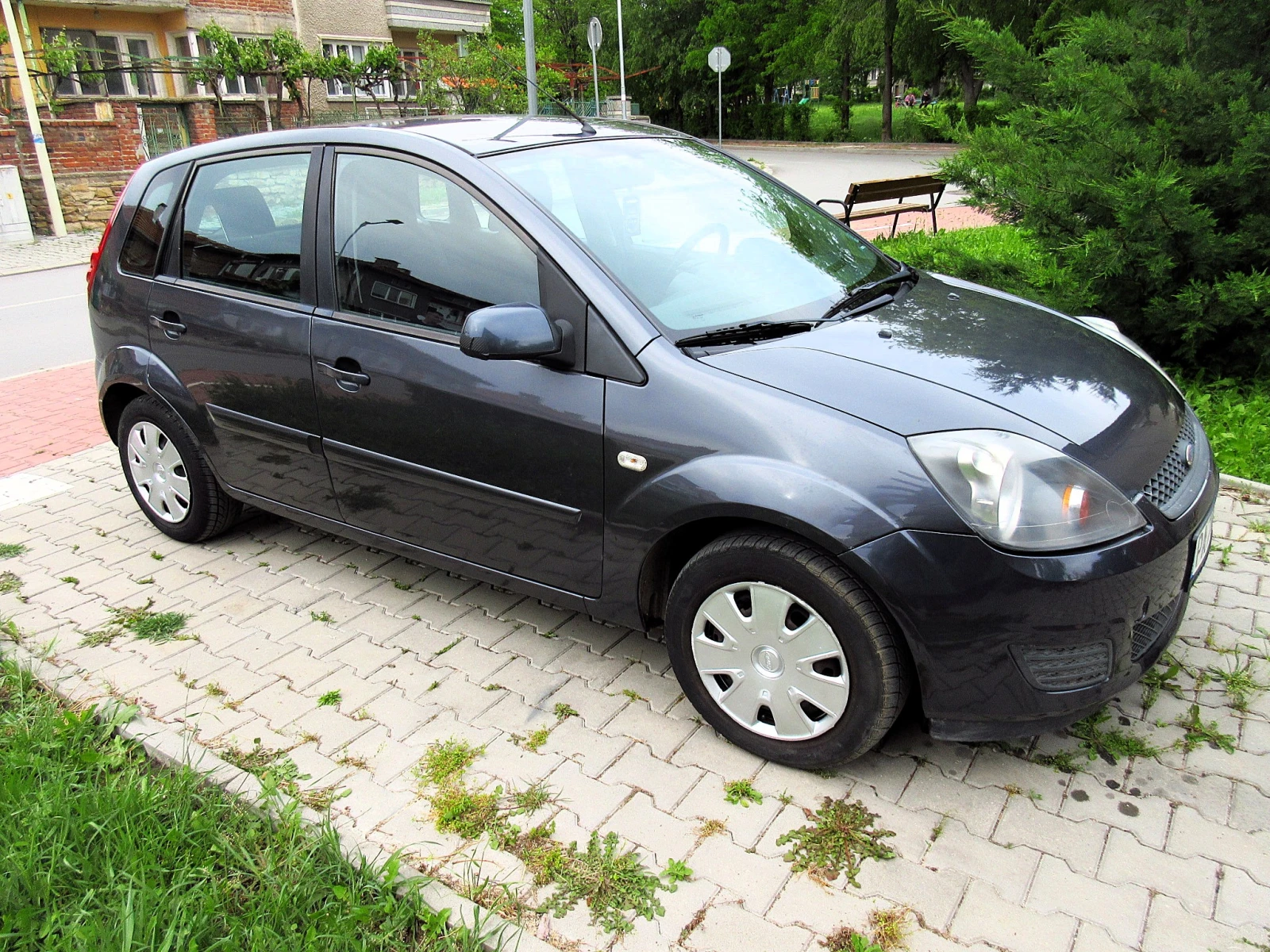 Ford Fiesta 1.3i , снимка 6 - Автомобили и джипове - 54634621