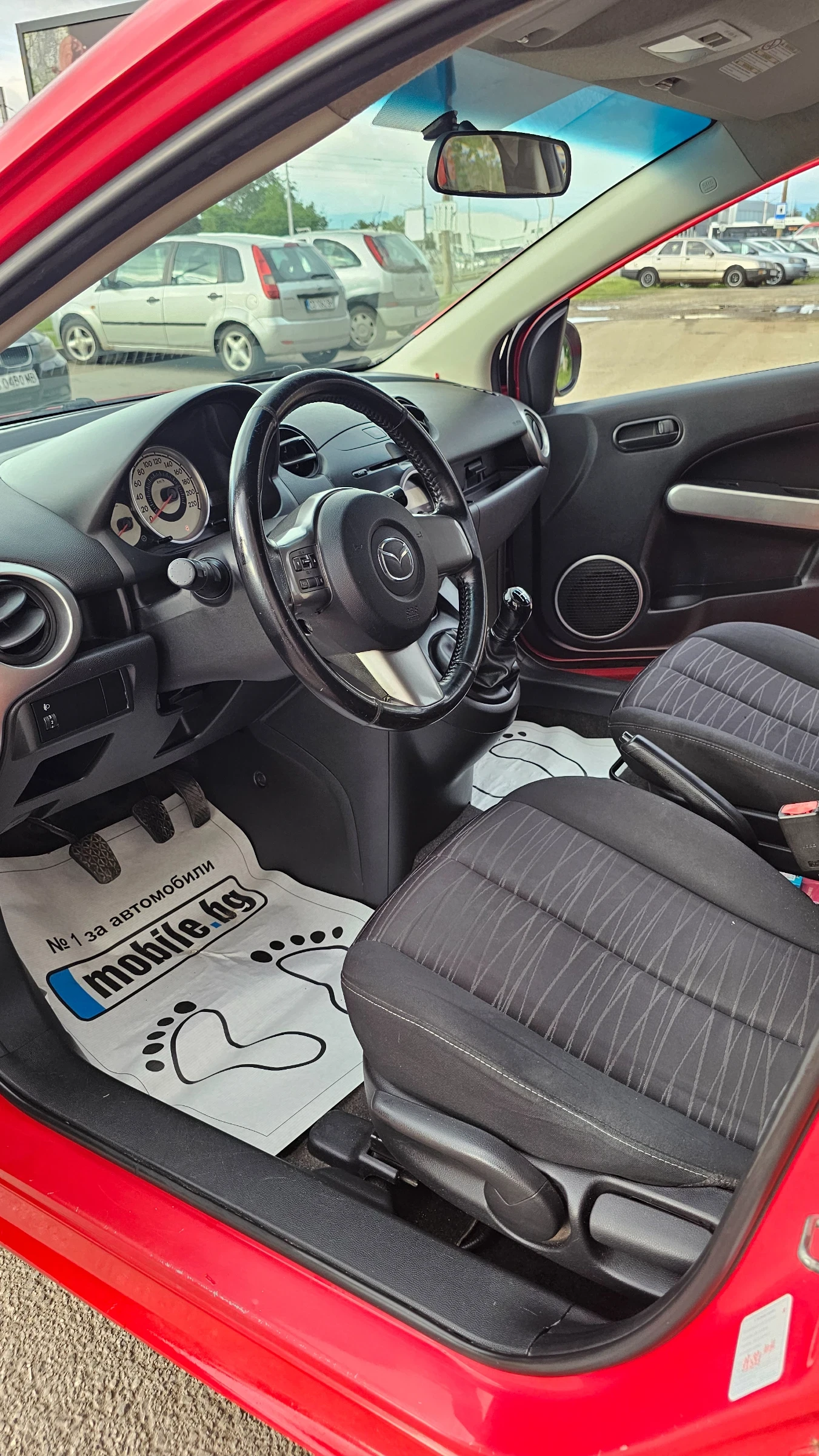 Mazda 2 #UNIKAT, снимка 12 - Автомобили и джипове - 54655491