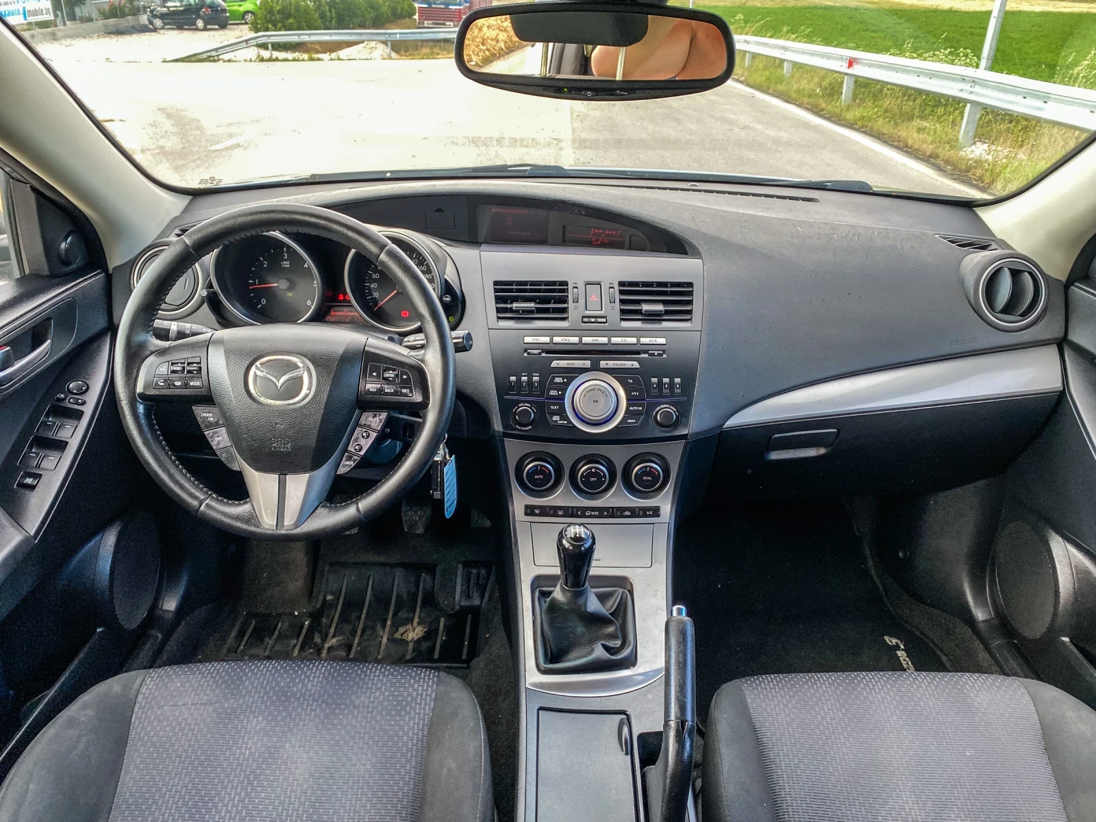 Mazda 3 1.6HDI::109кс::, снимка 9 - Автомобили и джипове - 54732219