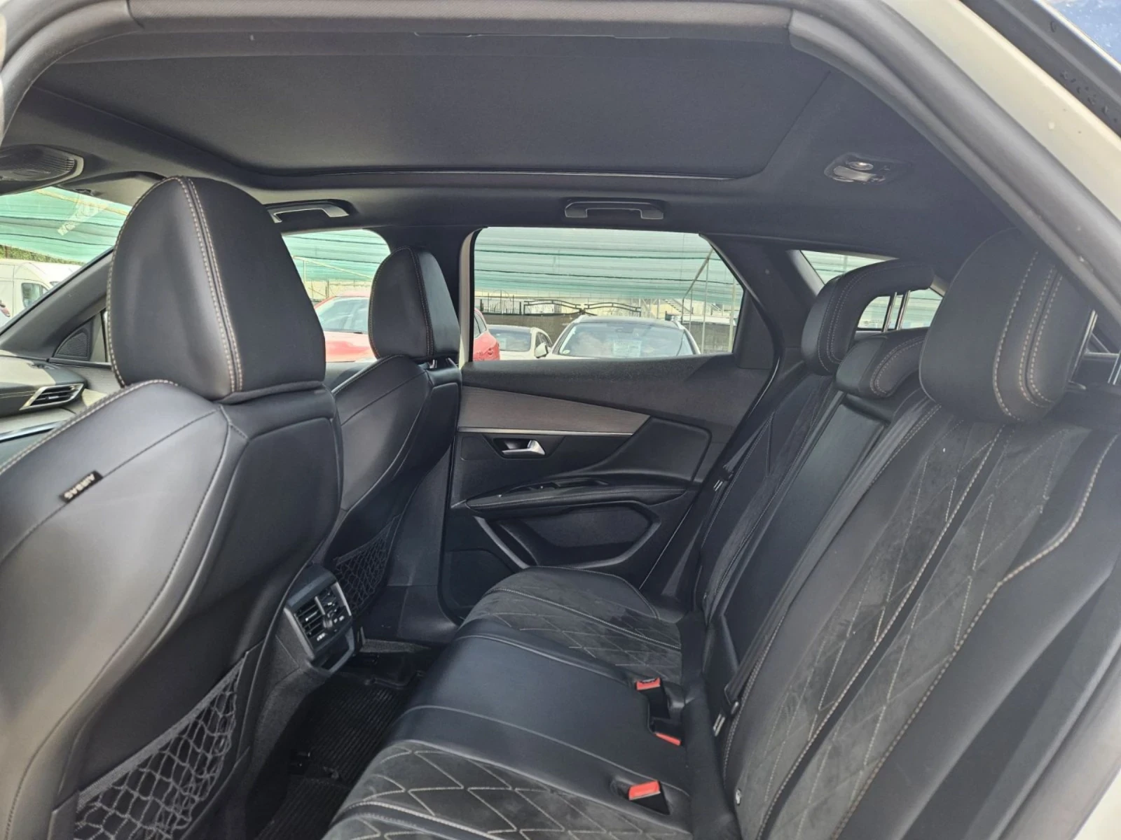 Peugeot 3008 2.0blueHDI  GT 181k.c. | Mobile.bg � ����������� 9