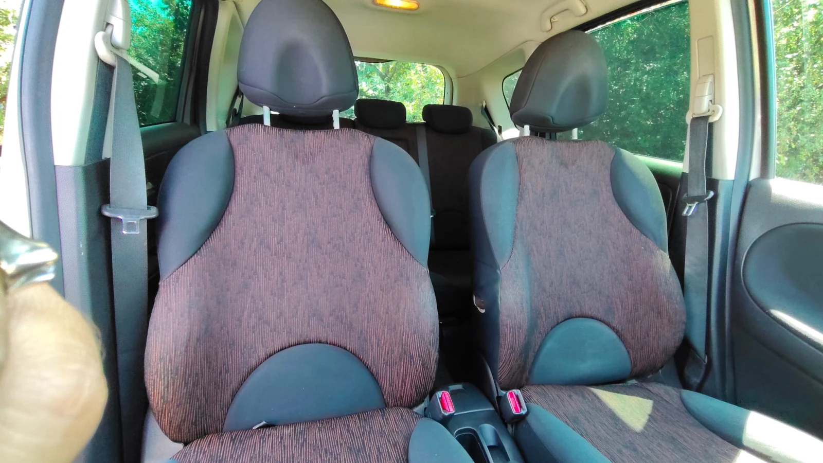 Nissan Note 1.4i газов инжекцион, снимка 5 - Автомобили и джипове - 55329699
