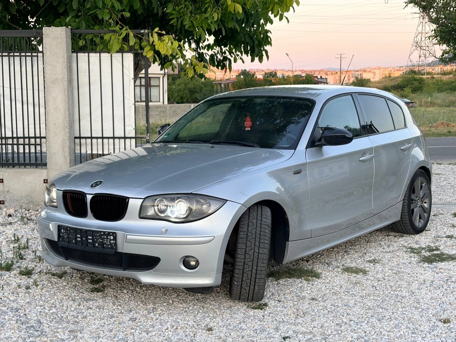 BMW 120 Уникат, снимка 6 - Автомобили и джипове - 55495162
