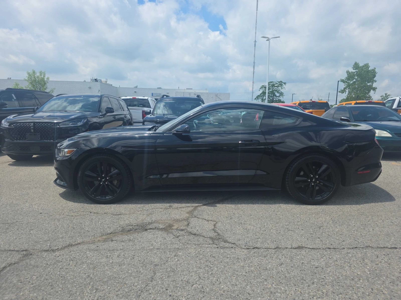 Ford Mustang * EcoBoost * CARFAX * ОПЦИЯ ЗА ФИНАНСИРАНЕ , снимка 2 - Автомобили и джипове - 55849962