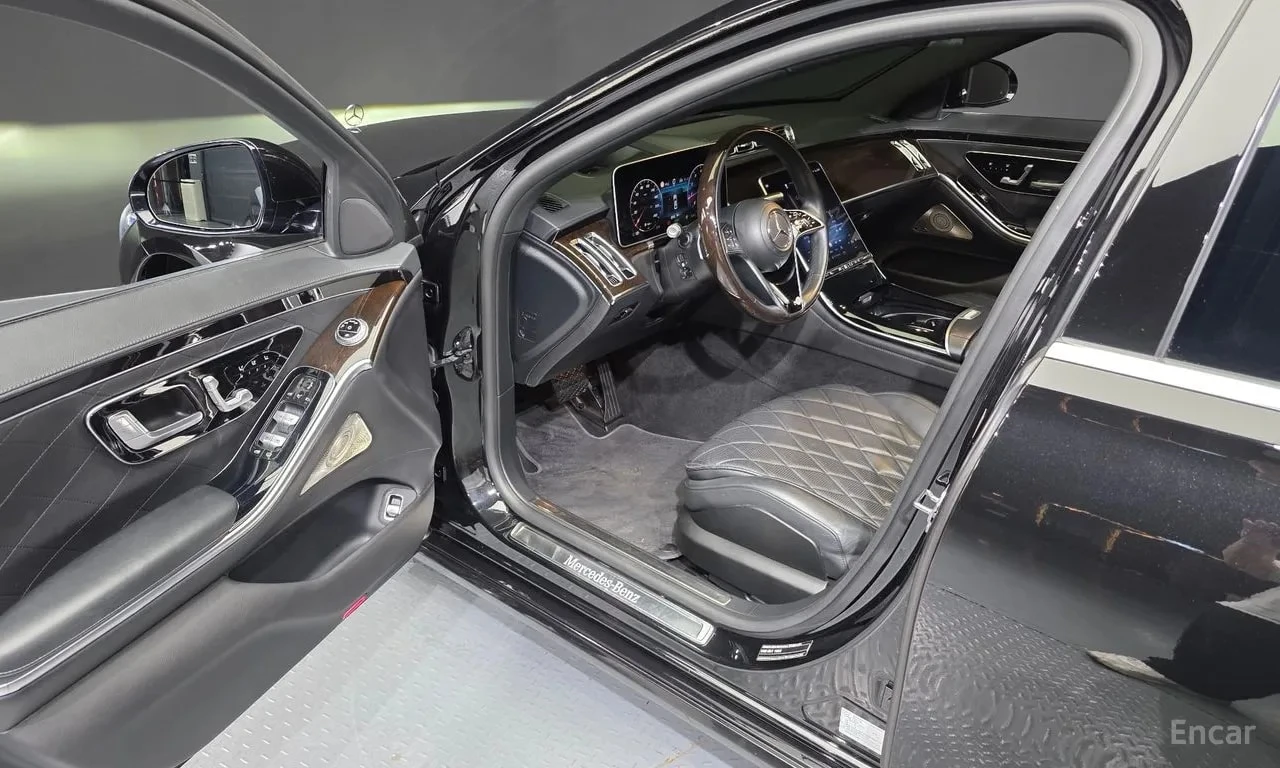 Mercedes-Benz S 580 LONG /ОБДУХВАНЕ/ПАНОРАМА/ДИСТРОНИК/360, снимка 10 - Автомобили и джипове - 56009559