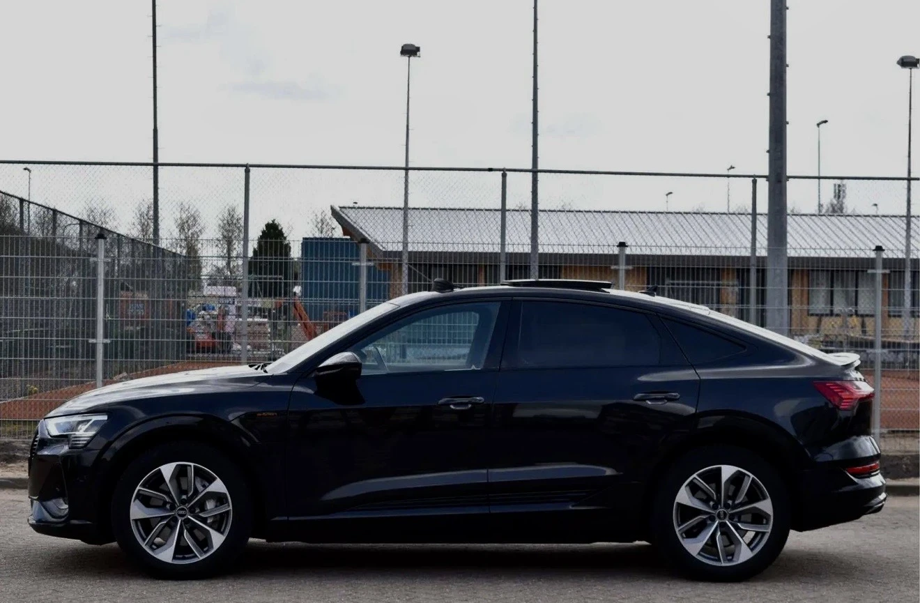 Audi E-Tron Audi e-tron 55 quattro S-line edition / SoH 95%, снимка 3 - Автомобили и джипове - 56107486