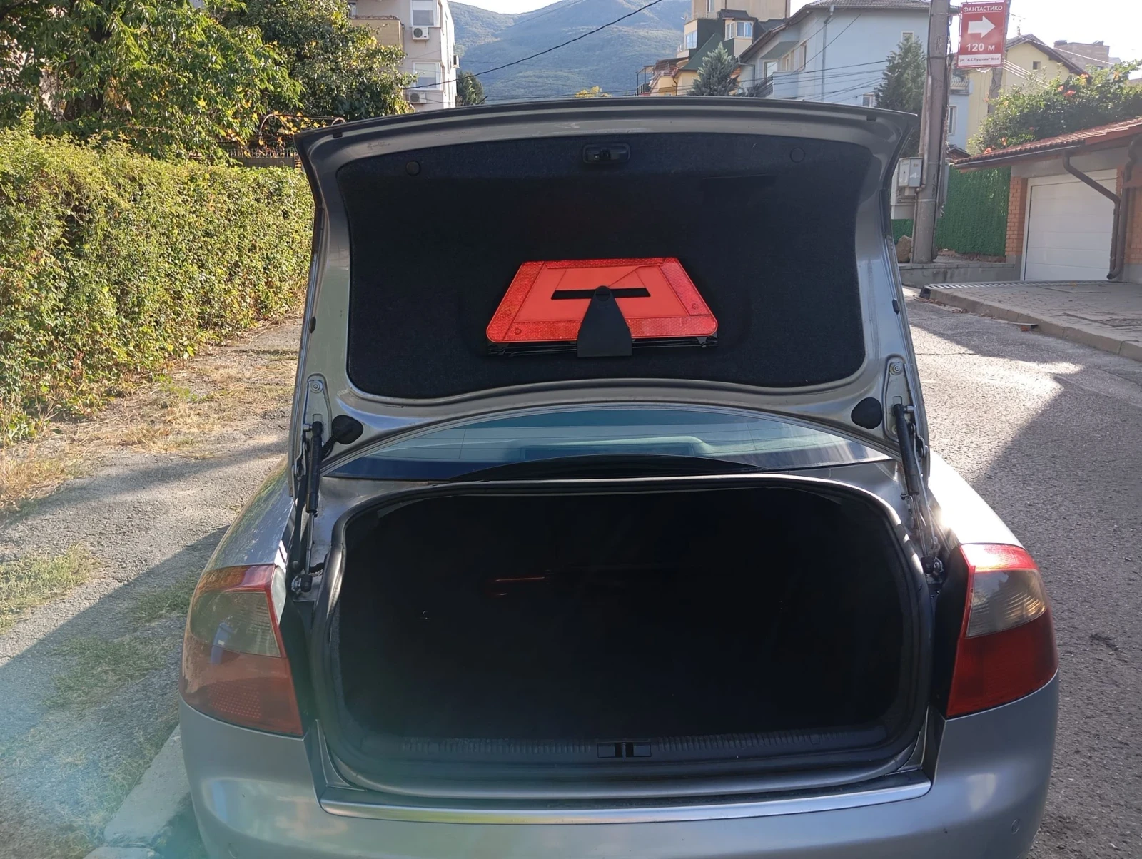 Audi A4 2.5 TDI S-line, снимка 12 - Автомобили и джипове - 56234178