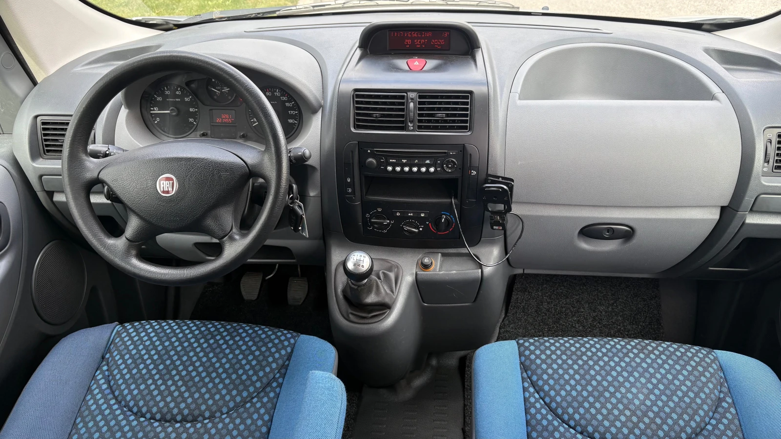 Fiat Scudo 2.0 HDI, снимка 14 - Автомобили и джипове - 56262080