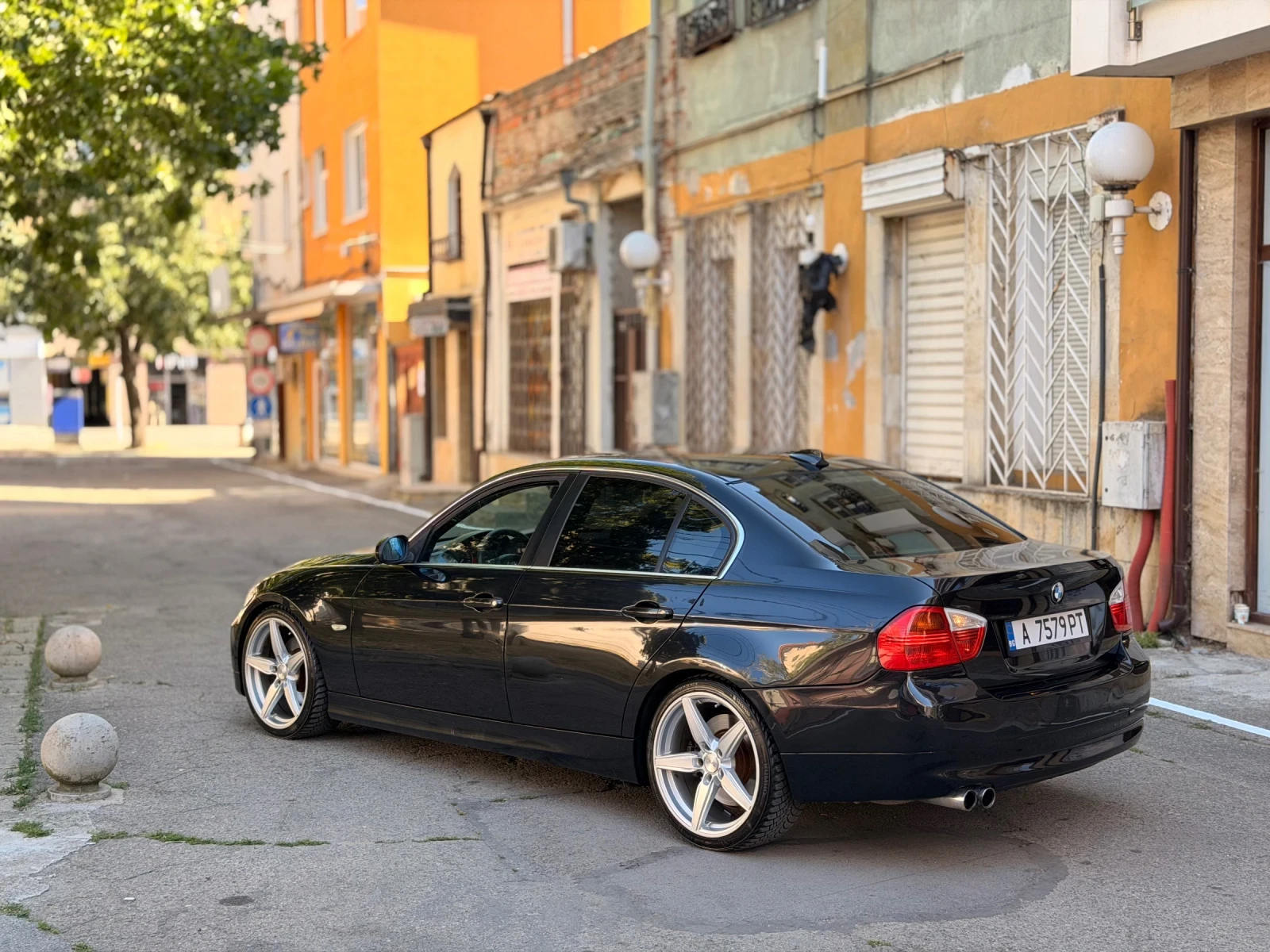 BMW 330 30I, снимка 4 - Автомобили и джипове - 56440046