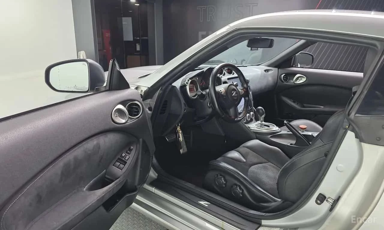 Nissan 370Z * 3.7 Coupe * ������ ���� �� �������� | Mobile.bg � ����������� 10