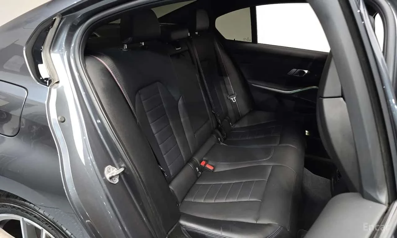 BMW 340 * M340i Performance * ЦЕНА ДО БГ, снимка 17 - Автомобили и джипове - 56705119