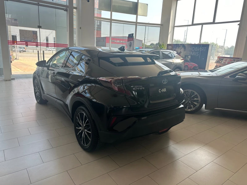 Toyota C-HR Classy , снимка 3 - Автомобили и джипове - 46278421