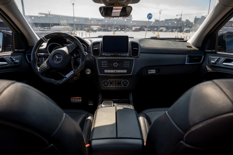 Mercedes-Benz GLE 350 * AMG* 125K km* 9G* DISTR* 360 Camera* FULL* , снимка 10 - Автомобили и джипове - 52531020