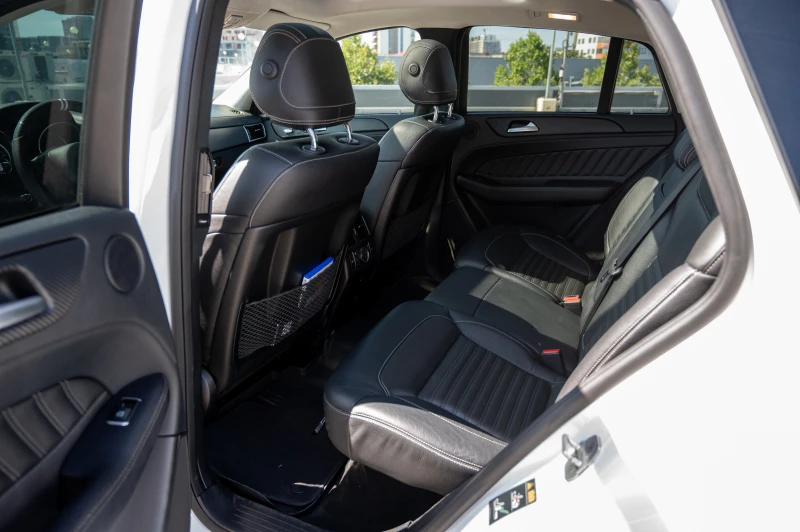 Mercedes-Benz GLE 350 * AMG* 125K km* 9G* DISTR* 360 Camera* FULL* , снимка 17 - Автомобили и джипове - 52531020