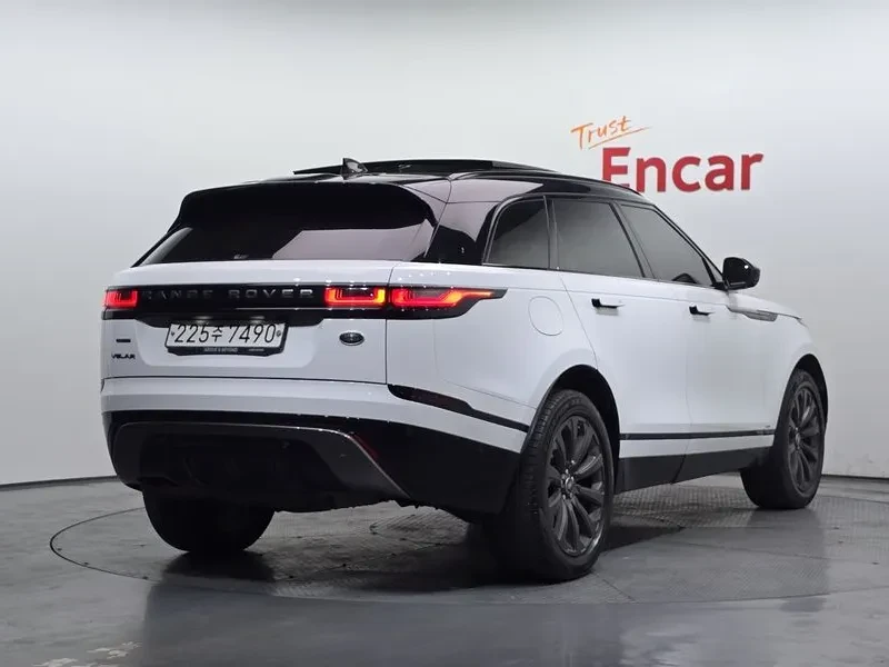 Land Rover Range Rover Velar, снимка 2 - Автомобили и джипове - 54515161