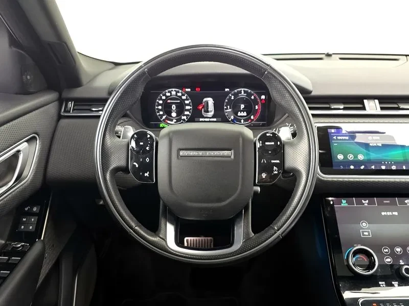 Land Rover Range Rover Velar, снимка 13 - Автомобили и джипове - 54515161