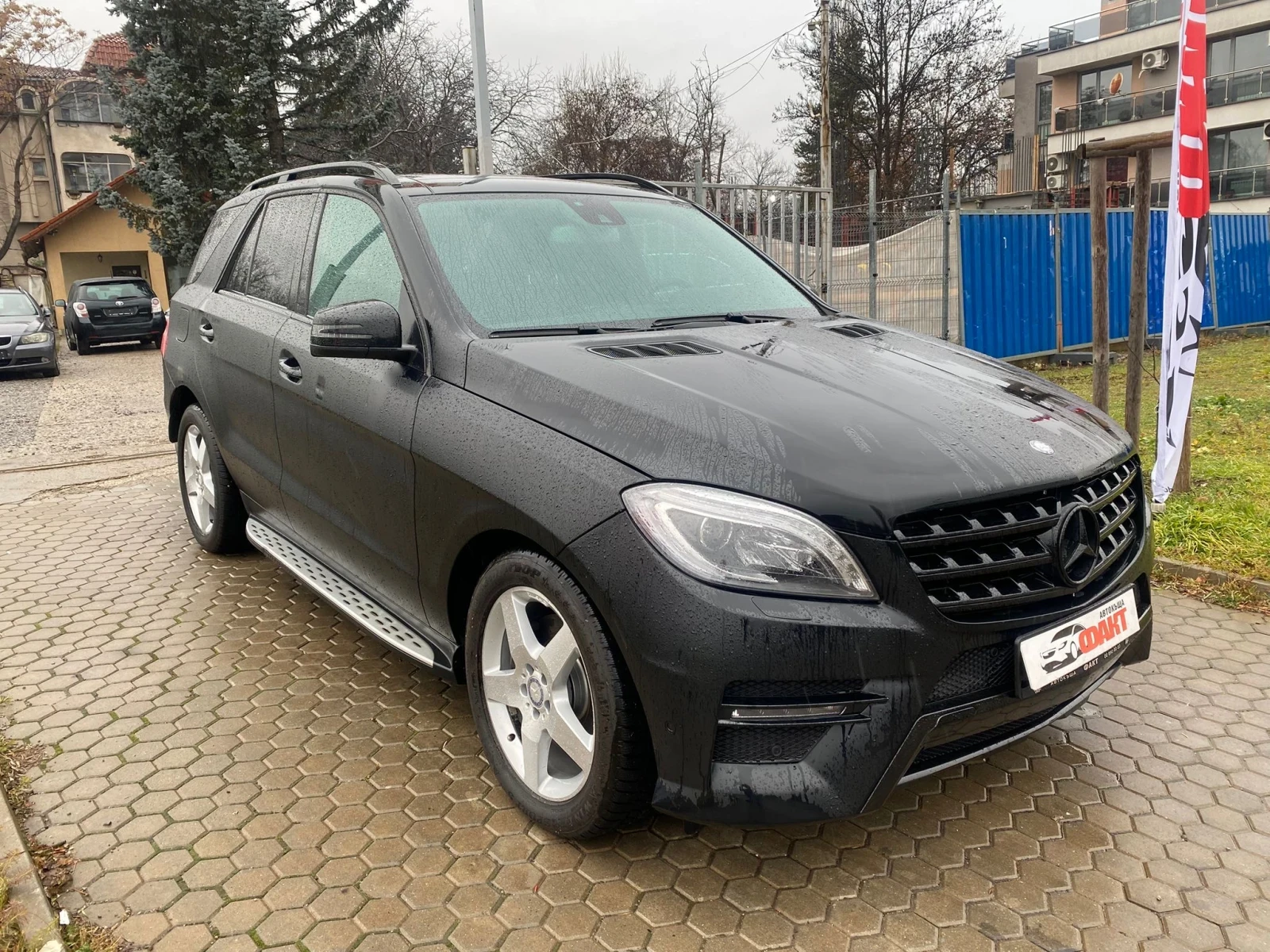 Mercedes-Benz ML 350 3.0CDi/РЕАЛНИ КМ ! ! !  - изображение 3