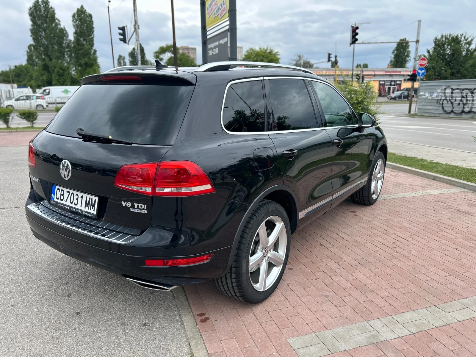 VW Touareg 3.0 V6 TDI - изображение 2