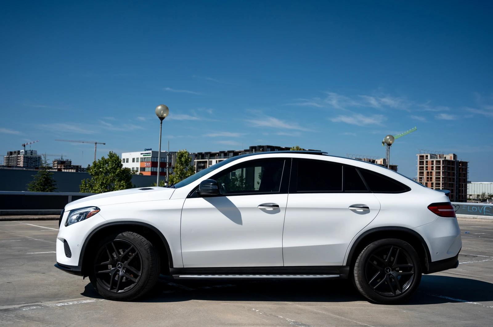 Mercedes-Benz GLE 350 AMG* 9G* DISTR* 360 Camera* 125K km* FULL - изображение 4
