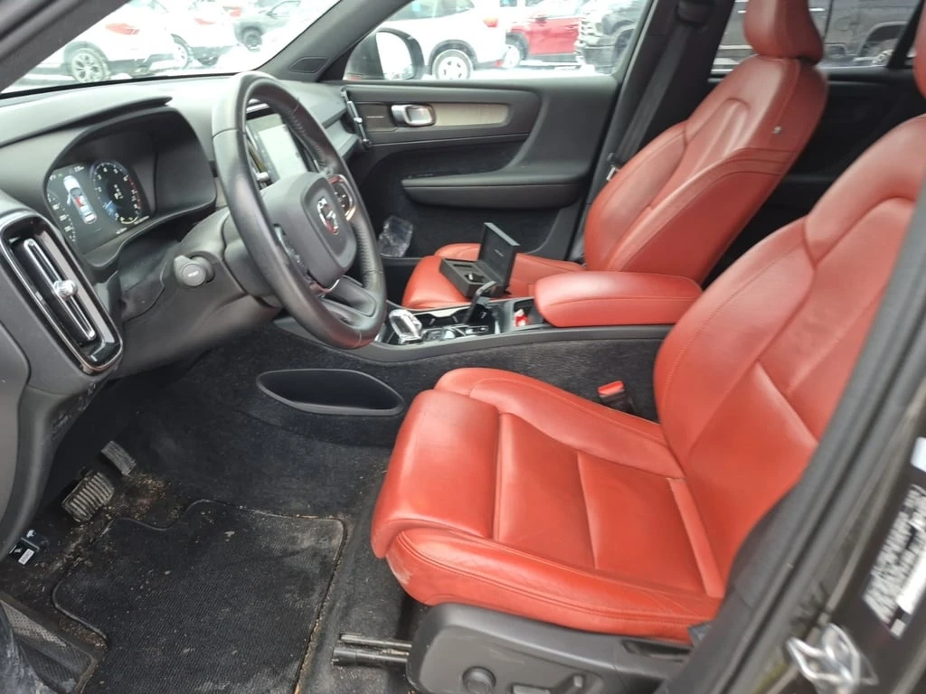 Volvo XC40 * INSCRIPTION * CARFAX * ФИНАНСИРАНЕ - изображение 5