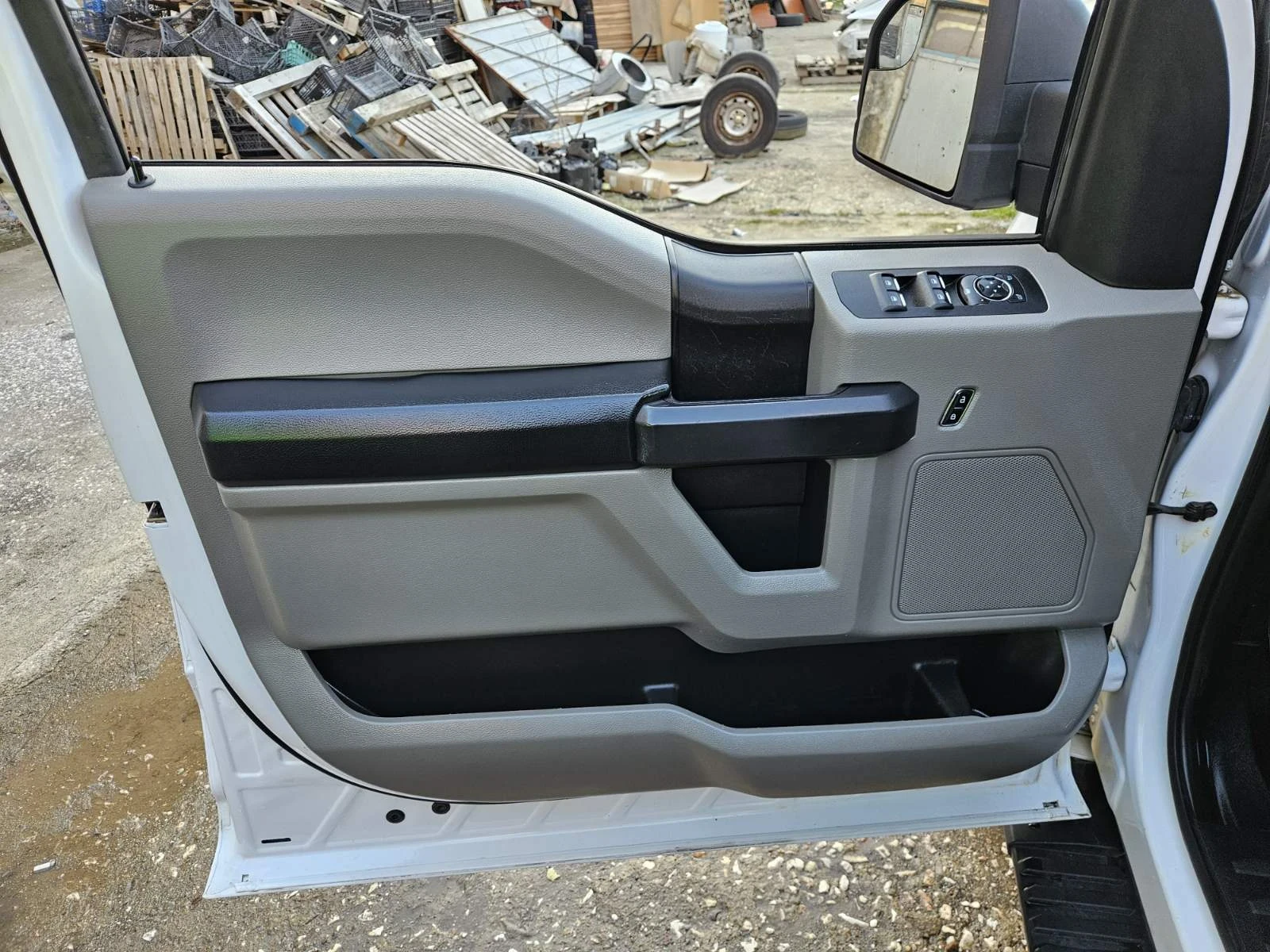 Ford F150 XLT, снимка 17 - Автомобили и джипове - 53801454