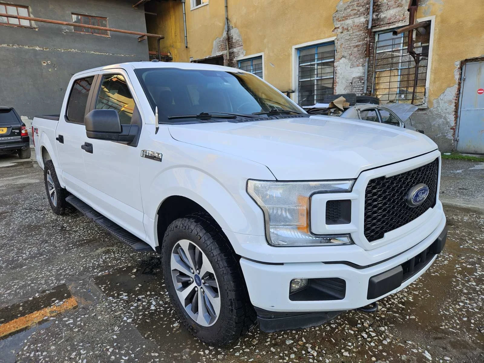 Ford F150 XLT, снимка 4 - Автомобили и джипове - 53801454